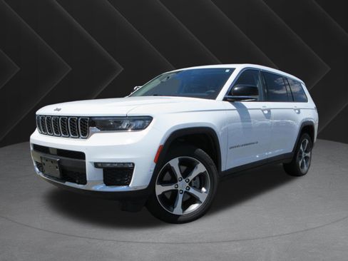 Used 2023 Jeep Grand Cherokee L Limited w/ Luxury Tech Group II AWD/4WD image 1
