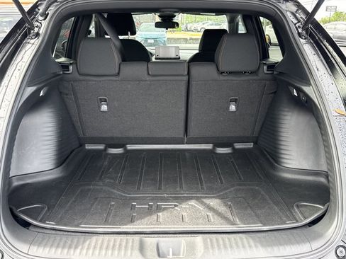 Used 2025 Honda HR-V Sport image 10