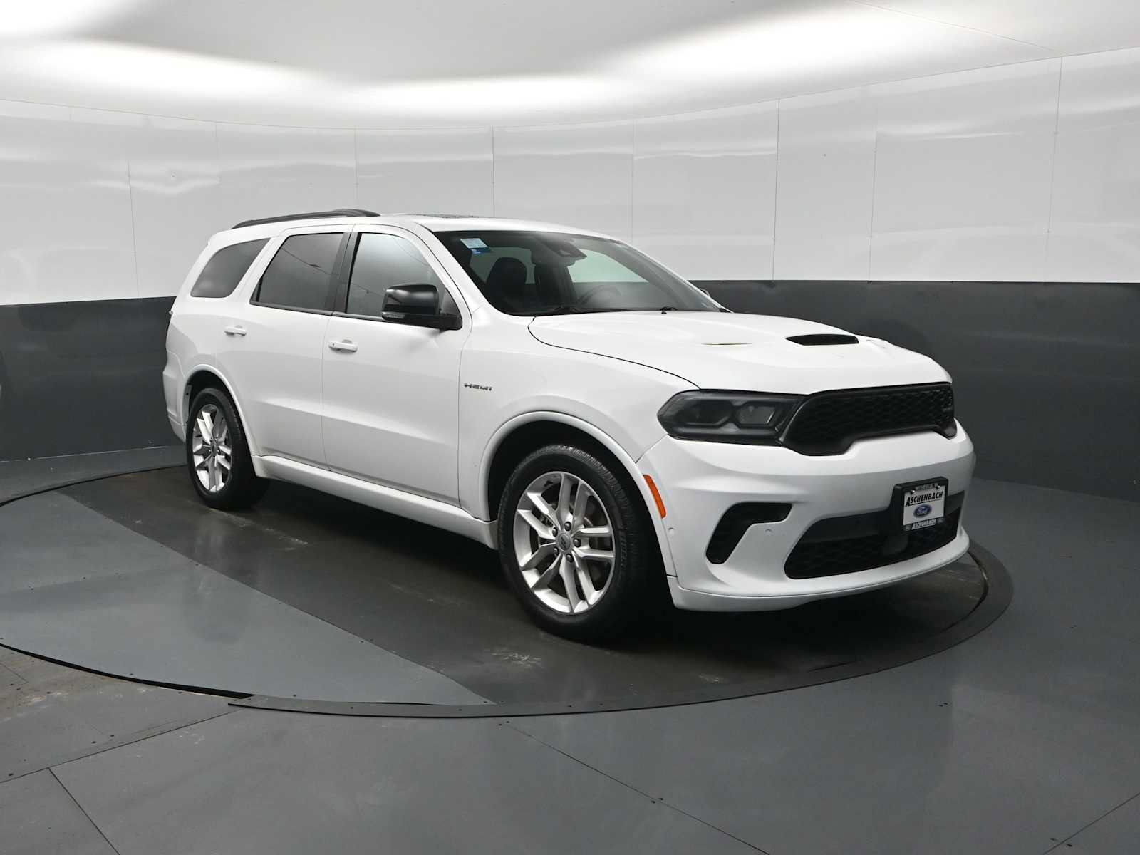 Used 2024 Dodge Durango R/T AWD/4WD image 2