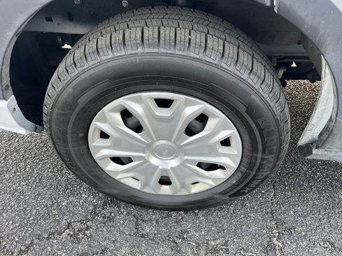 Used 2023 Ford Transit 350 XLT image 24