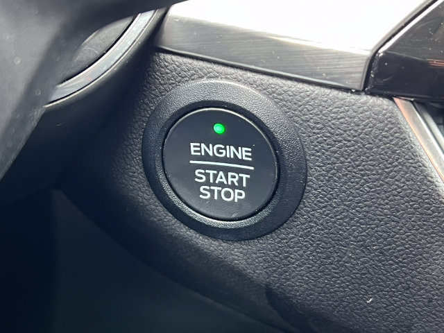 Used 2022 Ford Escape Titanium AWD/4WD image 33