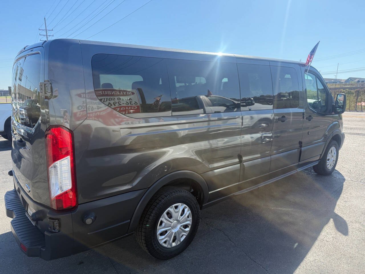 Used 2016 Ford Transit 350 XLT RWD image 5