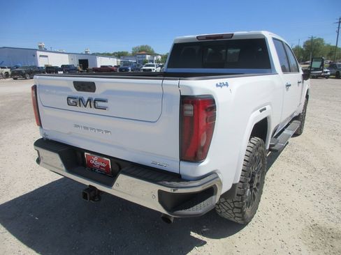 New 2026 GMC Sierra 2500 SLT w/ SLT Premium Package AWD/4WD image 5