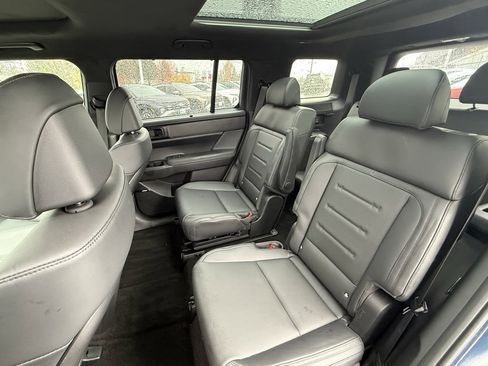 Used 2025 Hyundai Santa Fe Calligraphy image 17