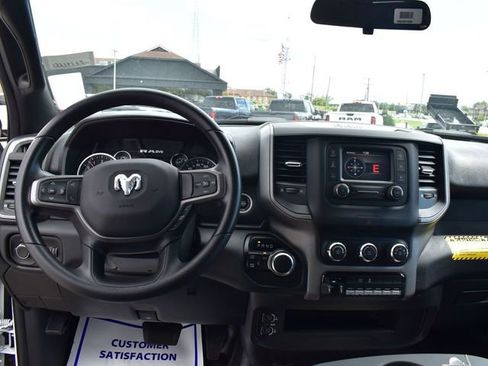 New 2024 RAM 3500 Tradesman w/ Chrome Appearance Group image 29