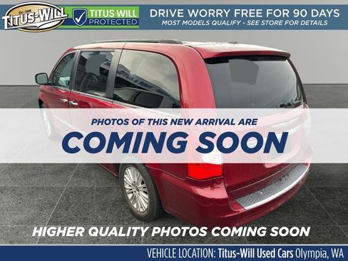 Used 2012 Chrysler Town & Country Touring-L w/ Premium Group image 3