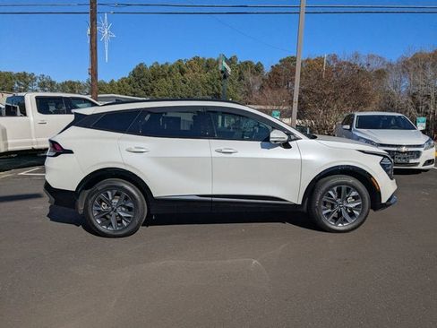 Used 2023 Kia Sportage SX Prestige image 3