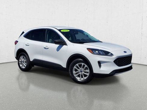 Used 2022 Ford Escape SE w/ Cold Weather Package AWD/4WD image 2