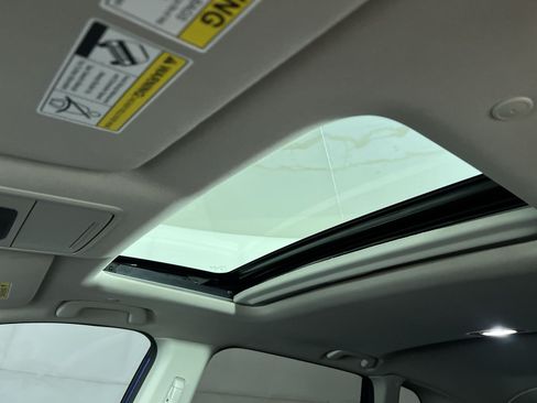 Used 2024 Honda CR-V EX image 23