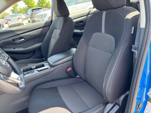 Used 2025 Nissan Sentra SV FWD image 29