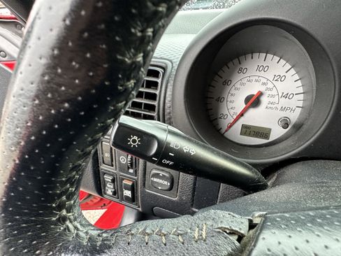 Used 2004 Toyota MR2 RWD image 16
