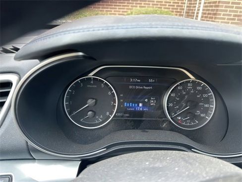 Used 2016 Nissan Maxima SR image 4