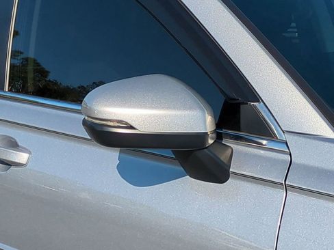 Used 2023 Honda CR-V EX image 12