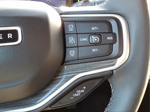 Used 2022 Jeep Wagoneer Series II image 18