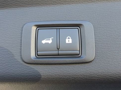 New 2026 Mitsubishi Outlander SEL FWD image 13