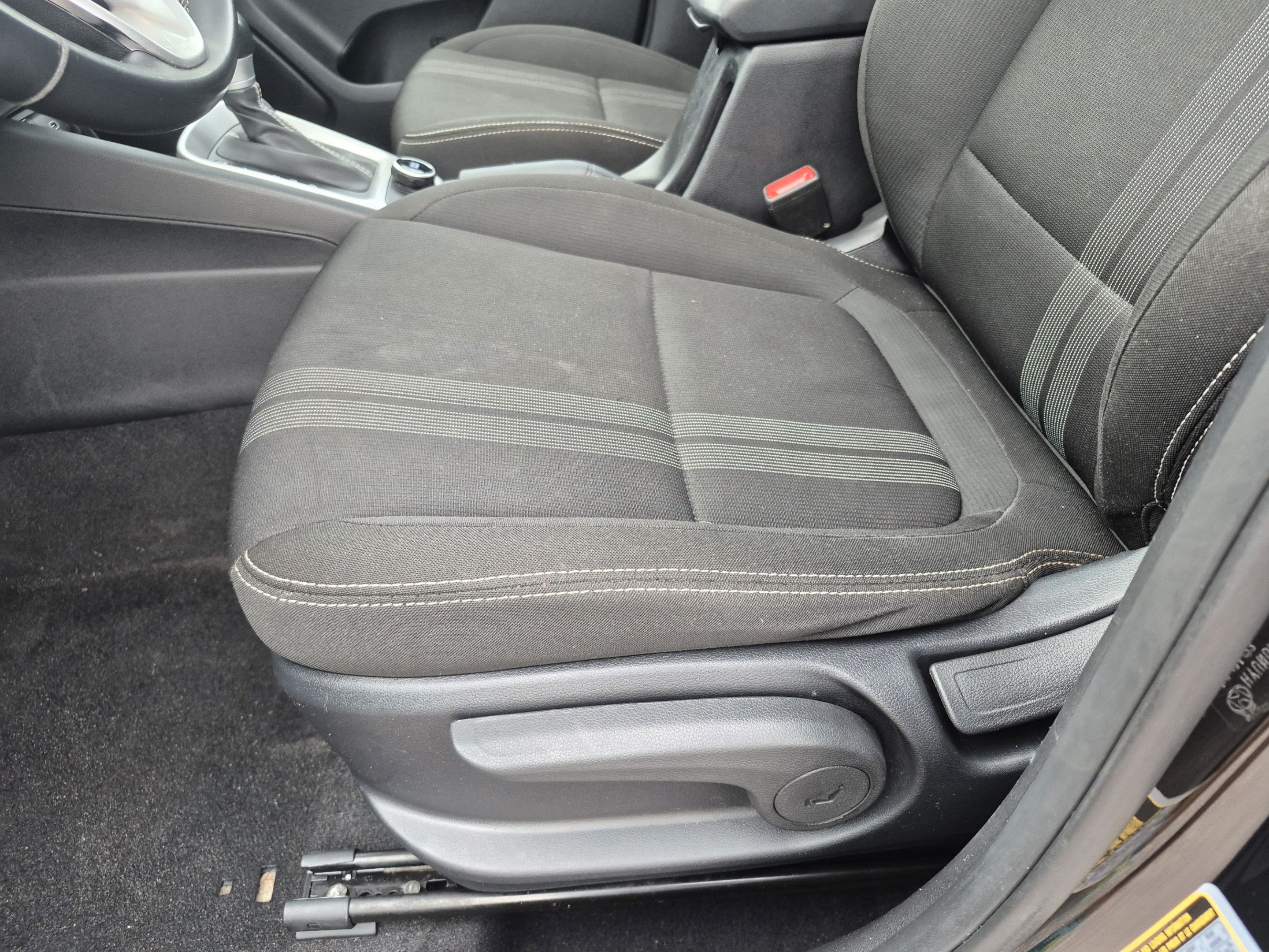Used 2023 Hyundai Venue SEL w/ Cargo Package FWD image 20