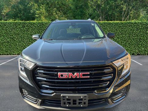 Used 2022 GMC Terrain SLE w/ Driver Convenience Package image 7
