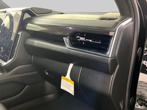 Used 2026 GMC Yukon XL Elevation RWD image 19