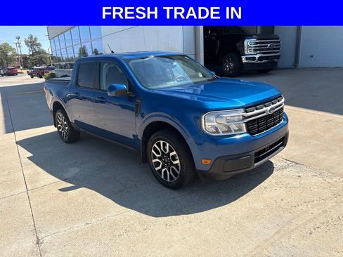 Used 2023 Ford Maverick Lariat FWD image 1