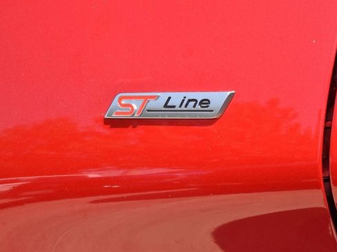 Certified 2025 Ford Explorer ST-Line RWD image 39