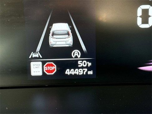 Certified 2023 Kia Soul LX w/ LX Technology Package image 28