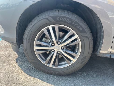 Used 2017 INFINITI QX60 Luxe w/ Premium Package AWD/4WD image 9