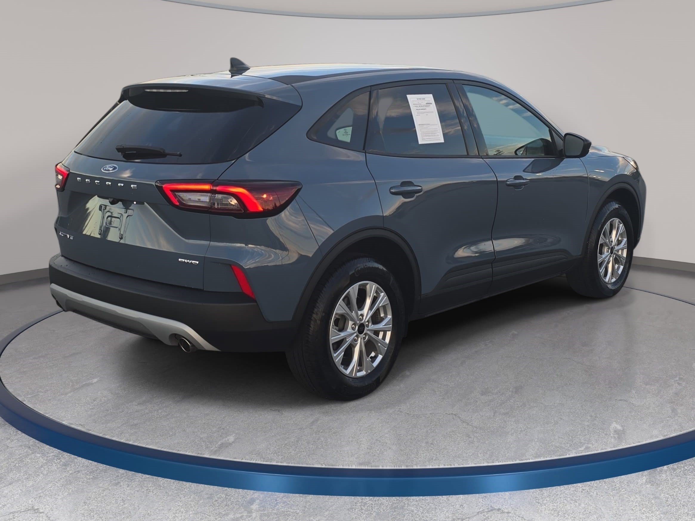 Used 2026 Ford Escape Active AWD/4WD image 5