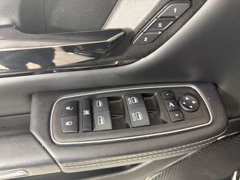 Used 2023 RAM 1500 Limited AWD/4WD image 19
