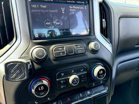 Used 2021 Chevrolet Silverado 3500 LT w/ Convenience Package image 20