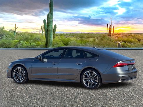 Used 2021 Audi A7 e Prestige w/ Prestige Package image 4