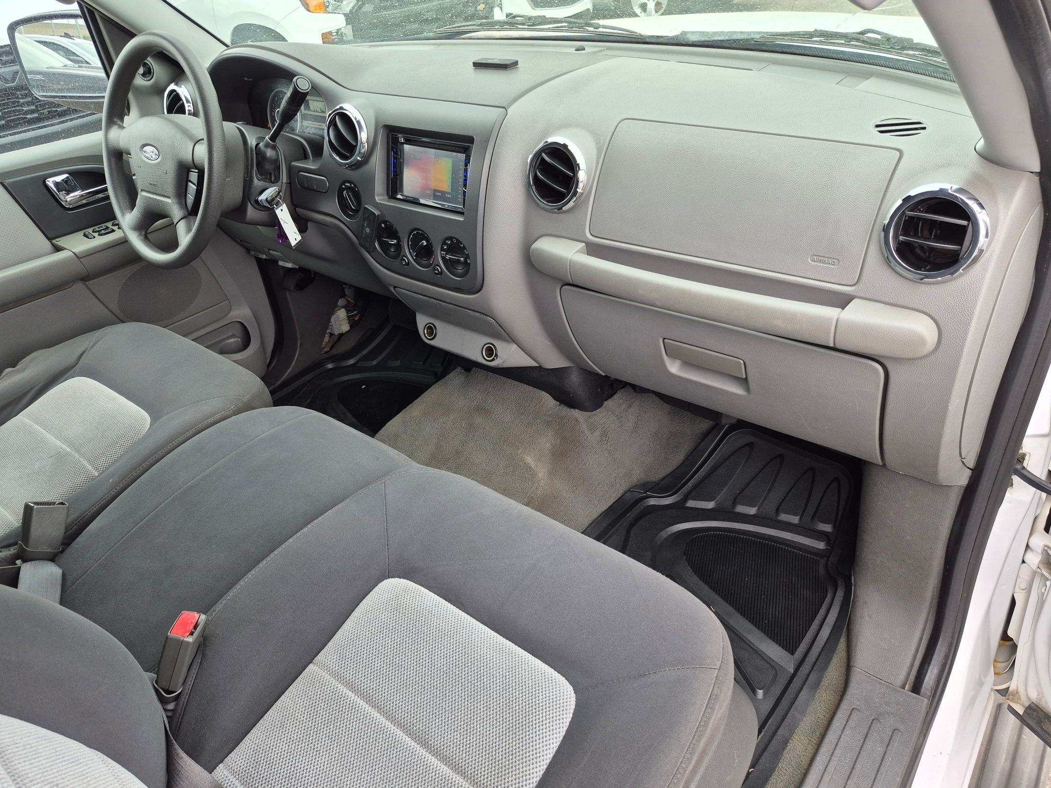 Used 2006 Ford Expedition XLS AWD/4WD image 29