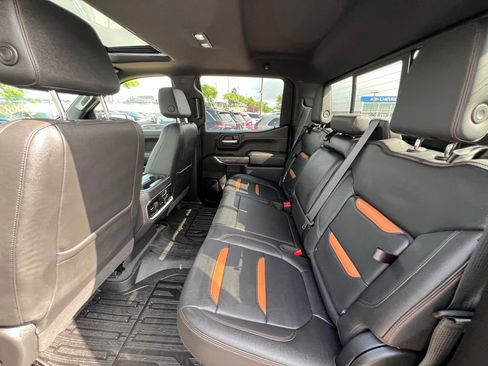 Used 2021 GMC Sierra 1500 AT4 w/ AT4 Premium Package AWD/4WD image 22