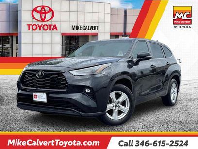 Certified 2024 Toyota Highlander LE
