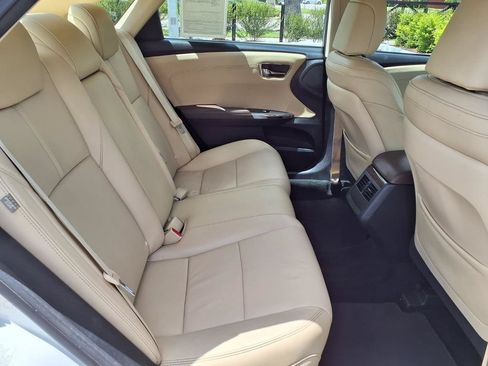 Used 2013 Toyota Avalon XLE Touring FWD image 15