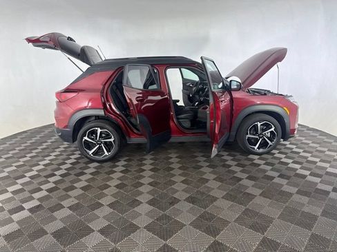 Used 2023 Chevrolet TrailBlazer RS w/ Convenience Package FWD image 13