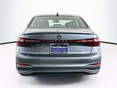 Certified 2025 Volkswagen Jetta S FWD image 7