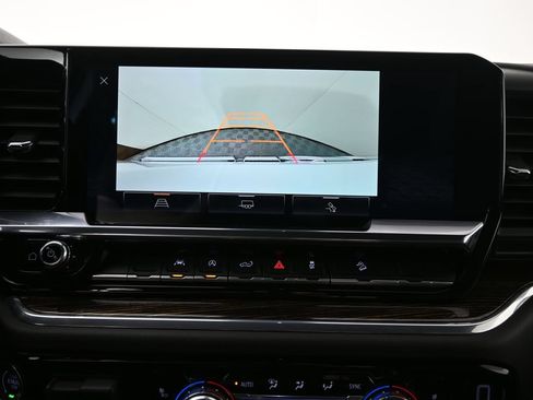 Used 2024 GMC Sierra 1500 Elevation w/ Preferred Package AWD/4WD image 27