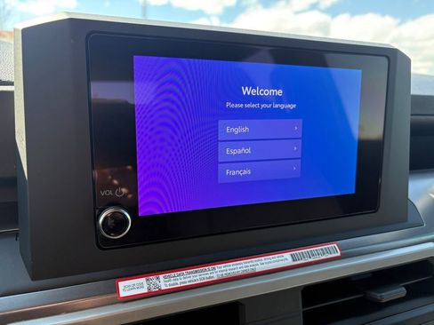 Used 2025 Toyota Tacoma TRD Sport image 27