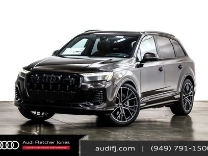 New 2025 Audi Q7 3.0T Prestige