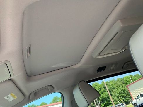 Used 2022 Honda Odyssey Elite image 10