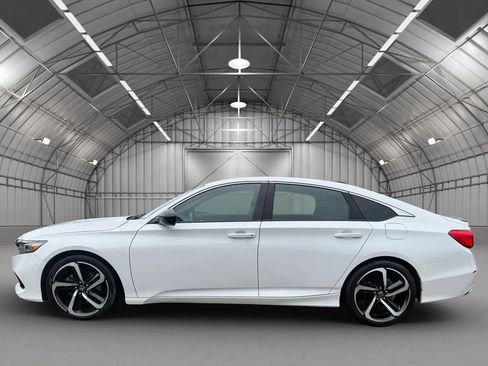 Used 2021 Honda Accord Sport image 9