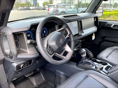 New 2026 Ford Bronco Badlands AWD/4WD image 6