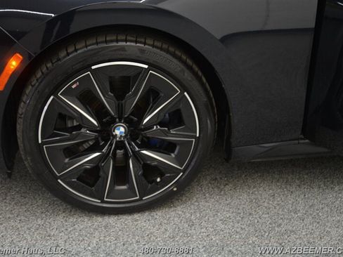 Used 2023 BMW 740i RWD image 47