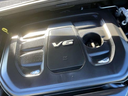 Used 2018 Jeep Grand Cherokee Limited image 33