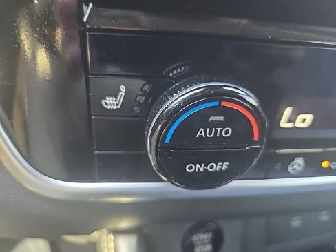 Used 2024 Nissan Rogue Platinum AWD/4WD image 20