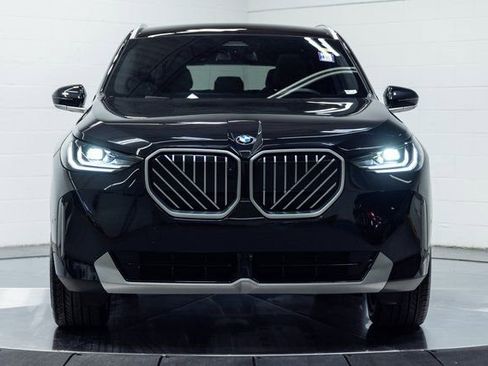 Used 2025 BMW X3 xDrive30i w/ Premium Package image 5