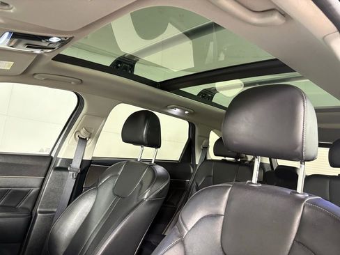 Used 2022 Kia Sorento SX image 17