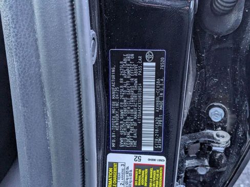 Used 2025 Toyota Camry SE image 39