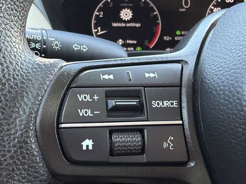 Used 2025 Honda HR-V LX image 30