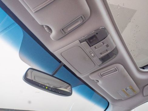 Used 2013 Subaru Outback 2.5i Limited w/ Moonroof Pkg image 14